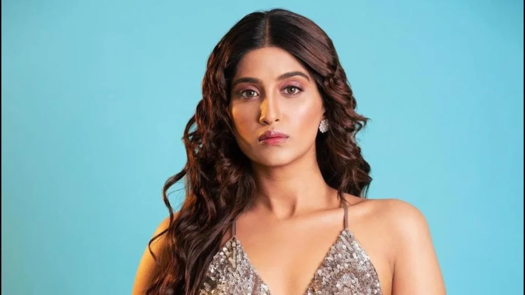 Nimrit Kaur Ahluwalia ne apni mansik swasthya samasyaon ke baare mein baat ki aur kaha, "Bigg Boss par prasarith hone ke baad koi bhi thaga hua mahsoos karta hai."