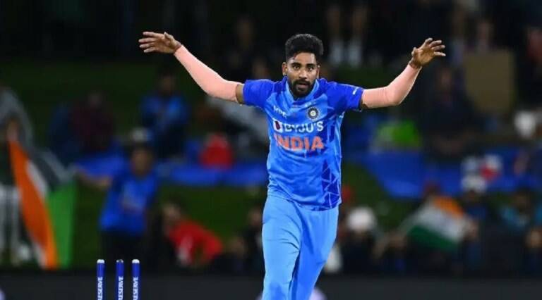 Mohammed Siraj Ne Racha Itihas 1 Over Mein Le 4 Wicket