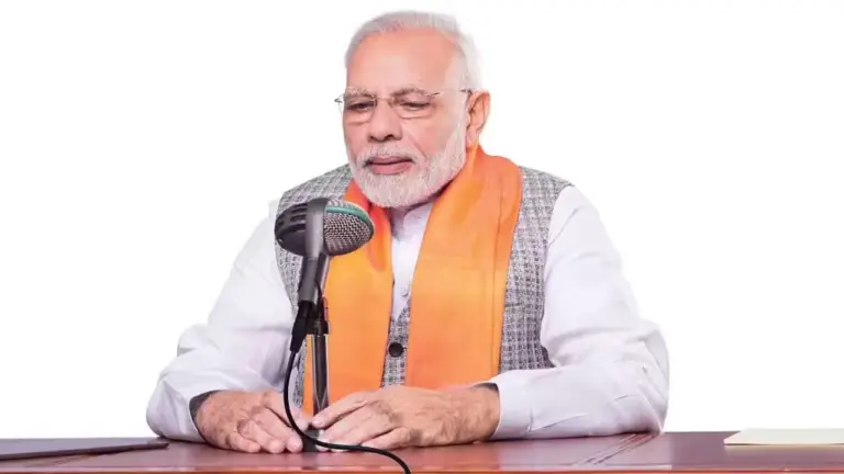 "Man ki Baat live update: 'Chandrayaan-3 ke baad, G20 ne har Bharatiya ki khushi duguni kar di,' PM Modi kehte hain."