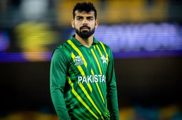 Shadab Khan: Pakistani cricketer ke ghar par ek haadsa… Bharat aane ke teen din baad!