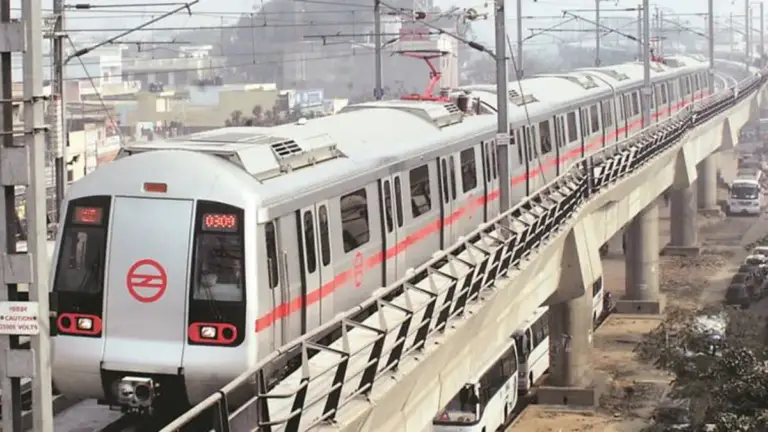 Delhi Metro cricket World Cup match ke dino mein आखिरी ट्रेन का समय बढ़ाएगी