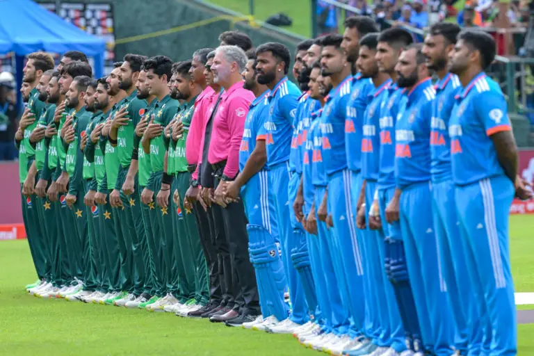 Bharat vs Pakistan World Cup 2023 : विश्व कप के बड़े मुकाबले से पहले आमने-सामने के रिकॉर्ड पर एक नजर