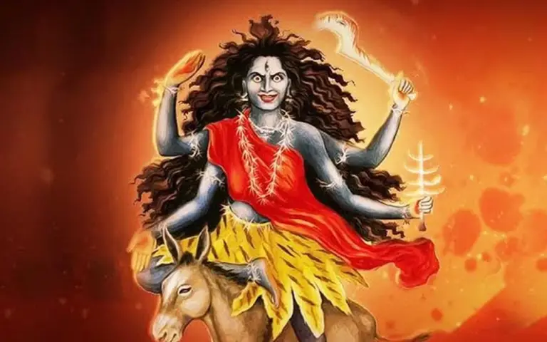 "Maa Kalratri Bhog Navratri Day 7 : Navratri ke saatven din gud aadharit vyajanon ka bhog lagaye."