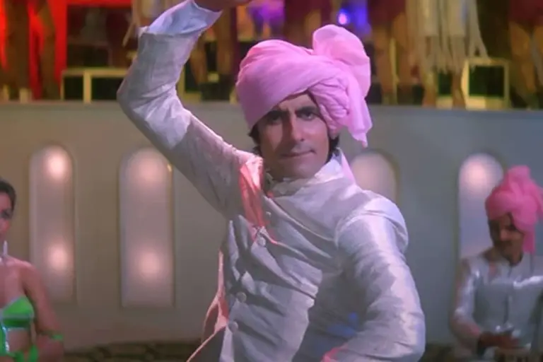 "Amitabh Bachchan ki 'Pag Ghungroo' ki shooting ka anubhav 'Kaun Banega Crorepati 15' mein sunaya gaya."