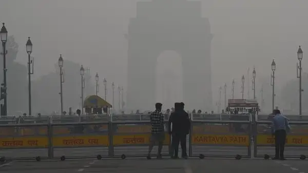 Exploring the Link Between Air Pollution and Cancer: Health Experts Share Concerns Amid Delhi's Air Quality Crisis