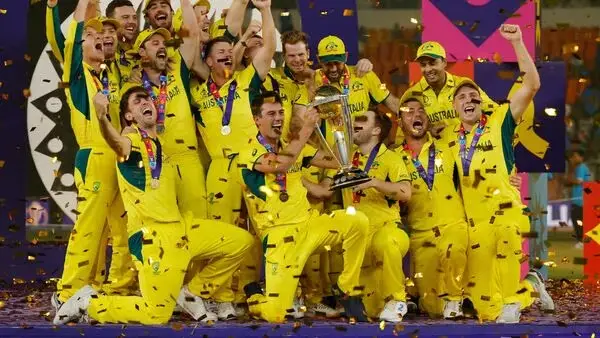 INDIA vs AUSTRALIA: रोमांचक फाइनल में India पर जीत के साथ Australia ने 6 ODI World Cup खिताब जीता"