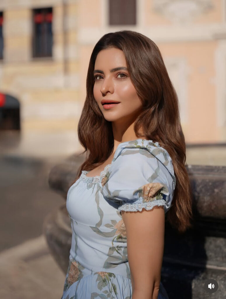Aamna sharif
