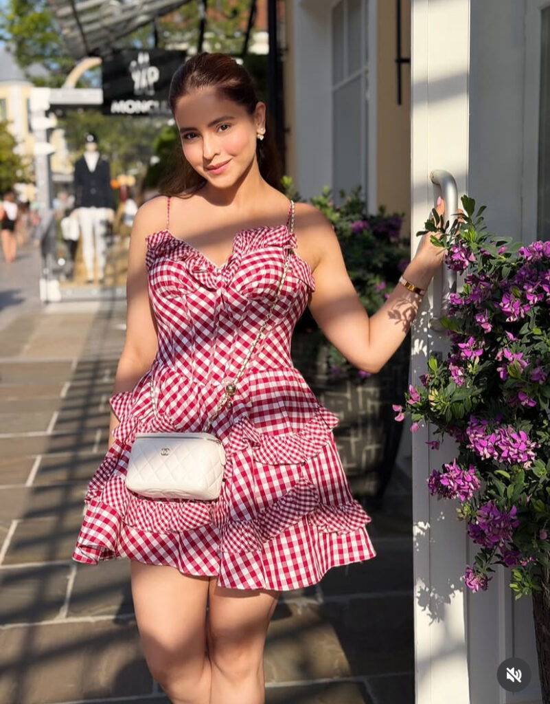 Aamna Sharif
