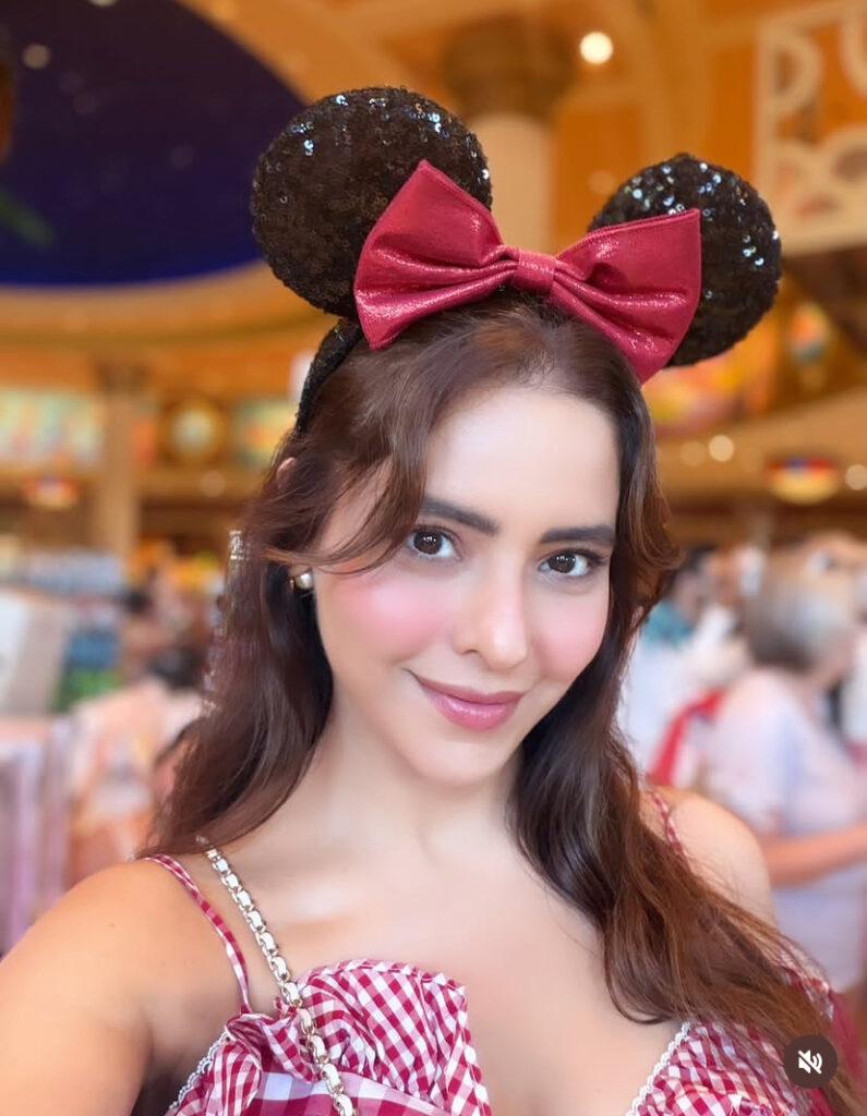 Aamna Sharif
