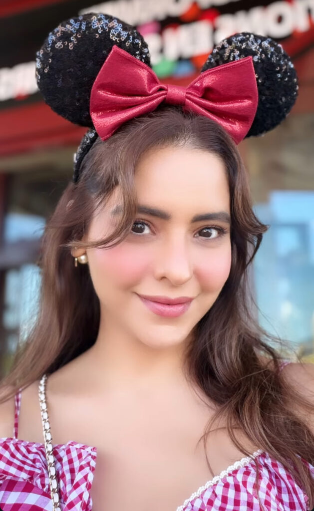 Aamna Sharif