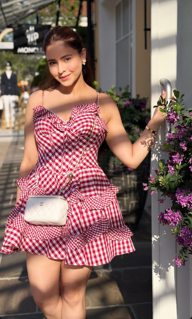 Aamna Sharif