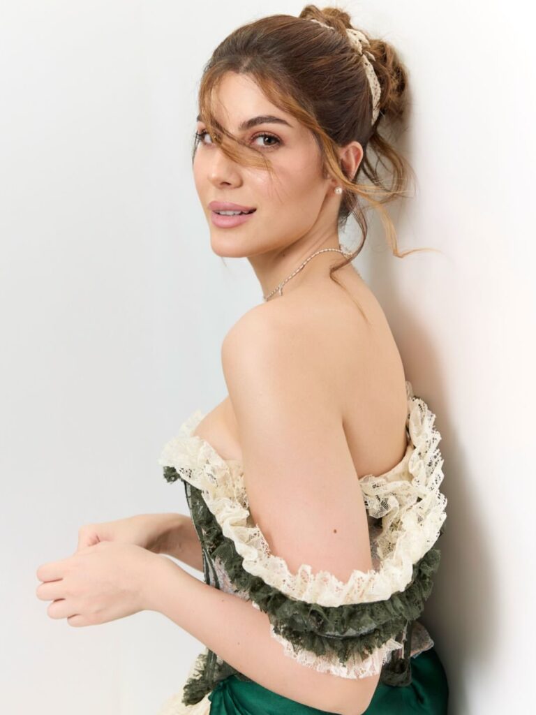 Elnaaz Norouzi